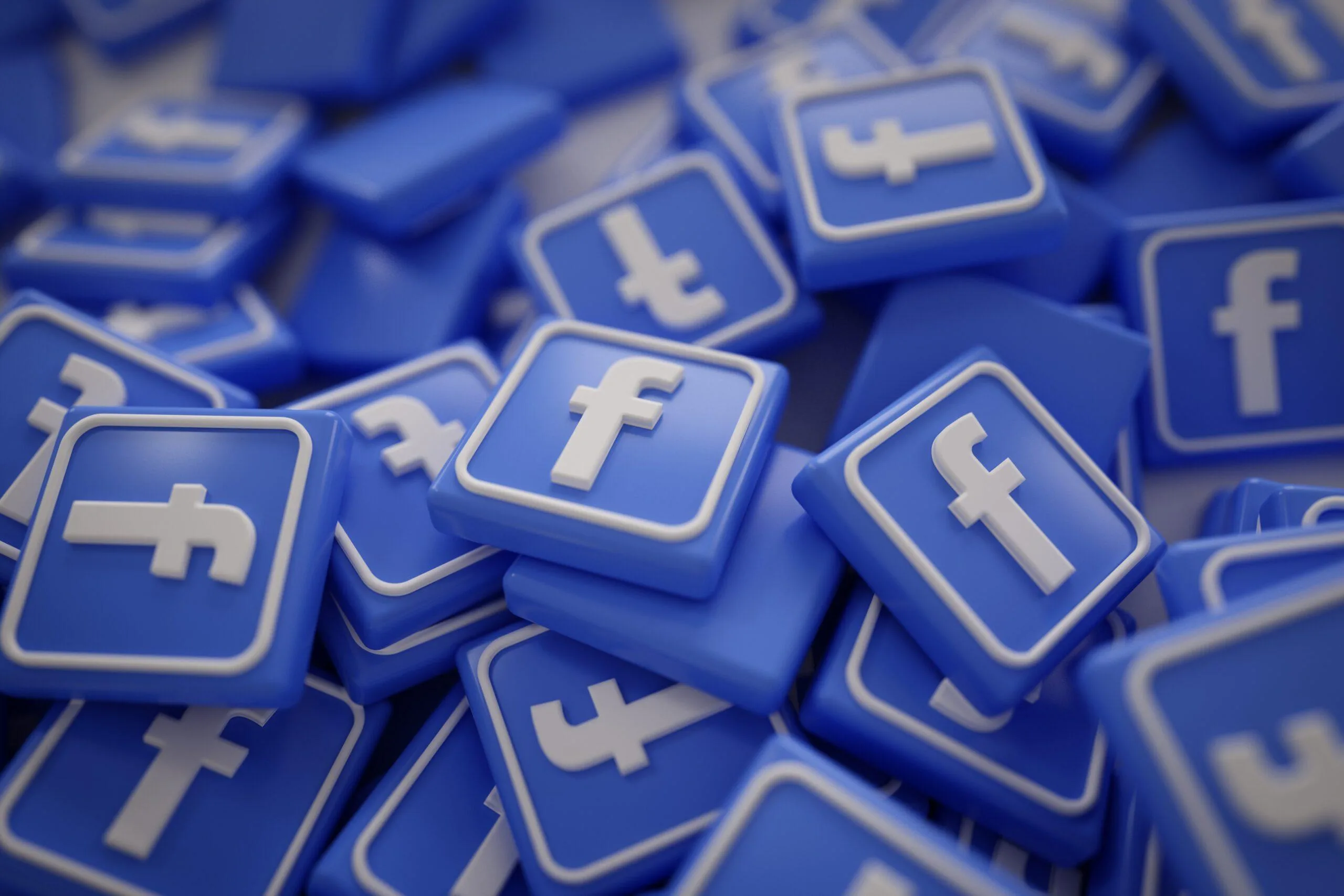 pile-3d-facebook-logos (1)