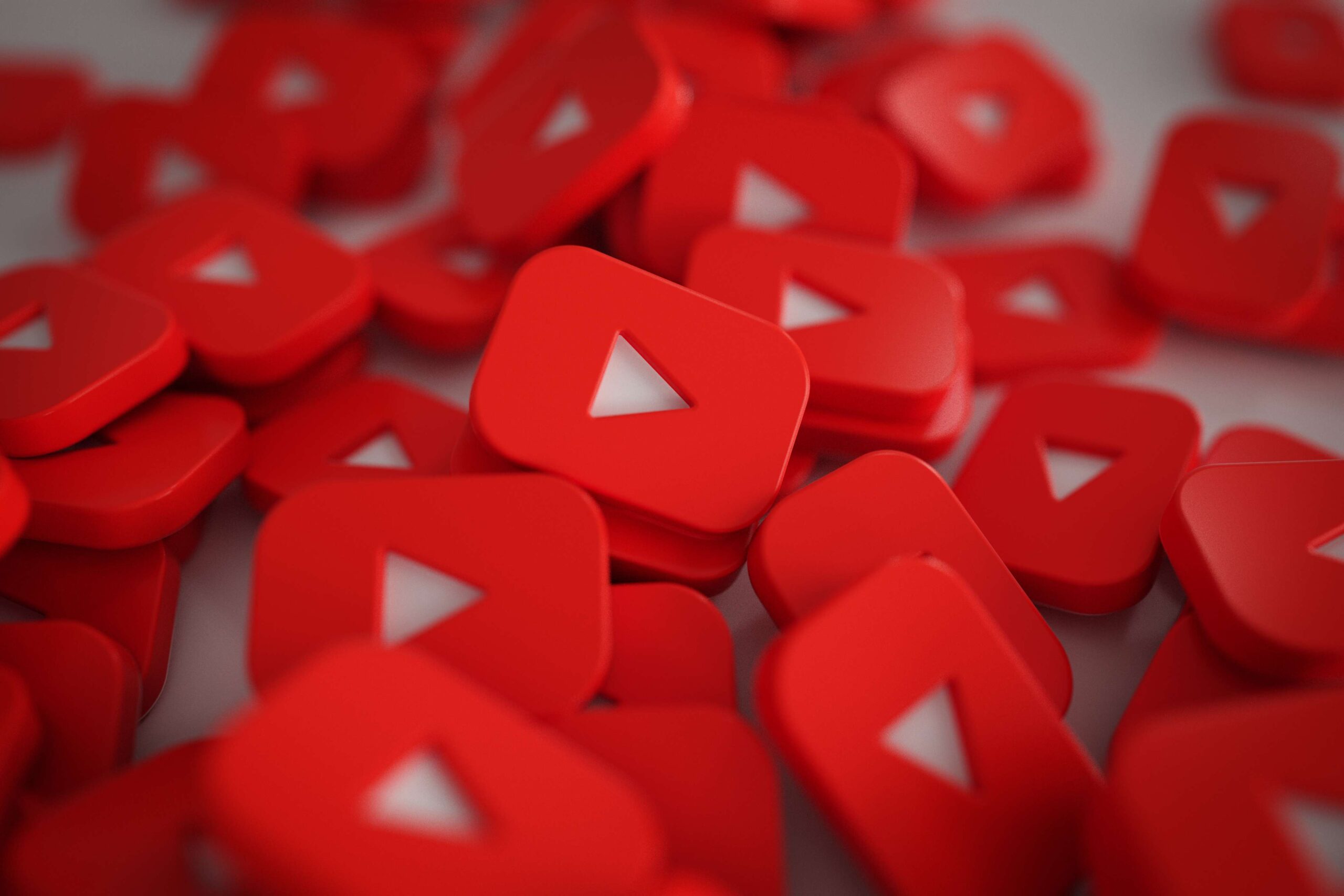 pile-3d-play-button-logos